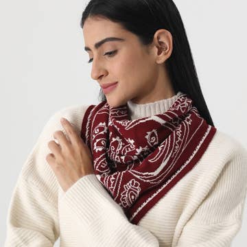 Paisley Knit Triangle Scarf - Burgundy