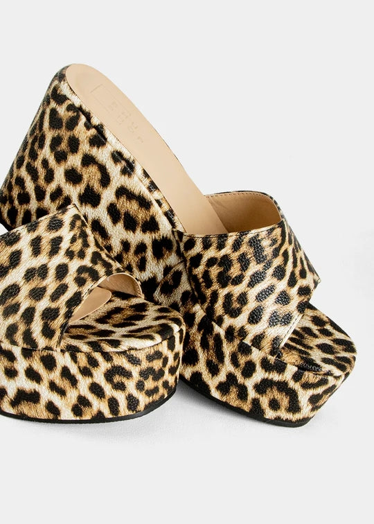 Luna Wedge