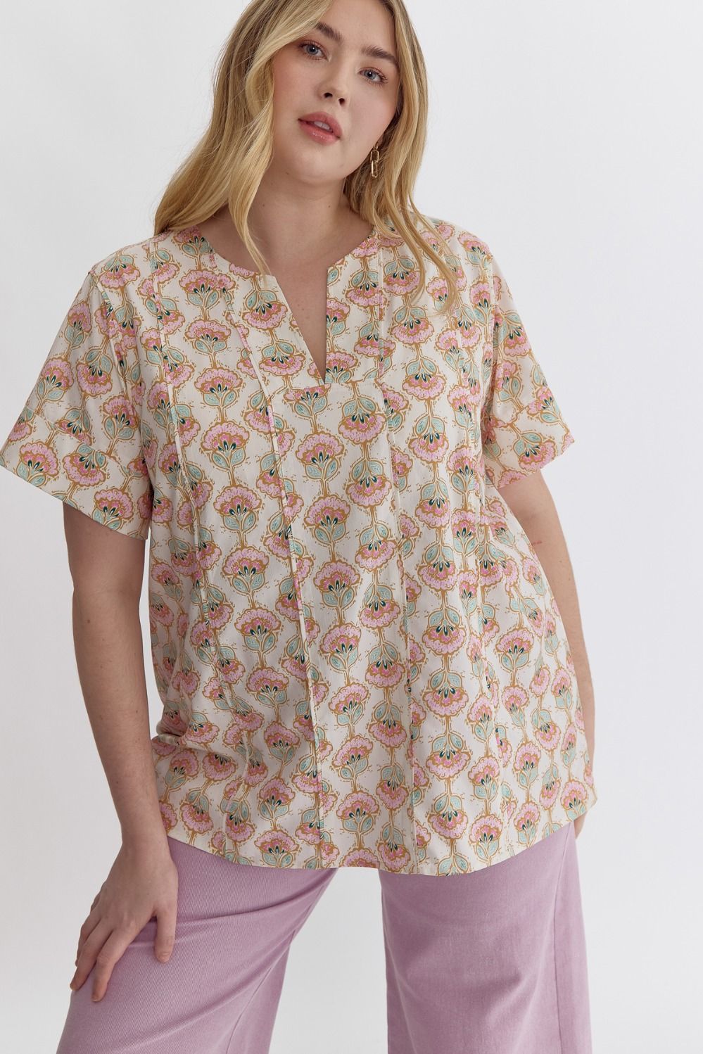 Cream Printed v-neck short sleeve top