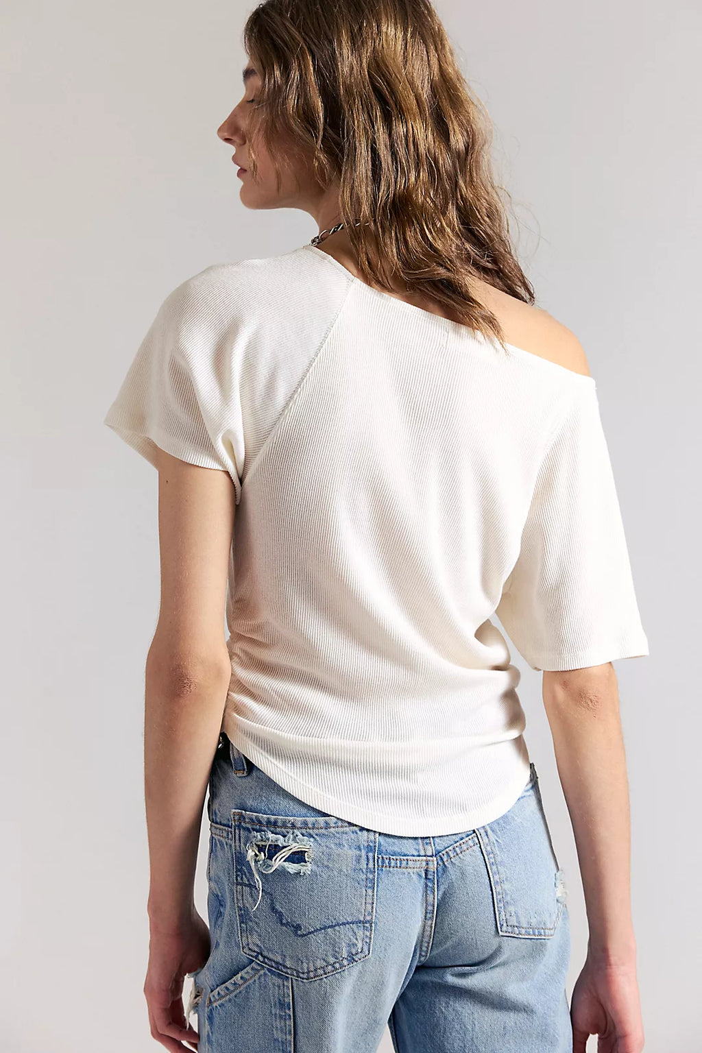 LUCY OFF THE SHOULDER TEE SUGAR SWIZZLE